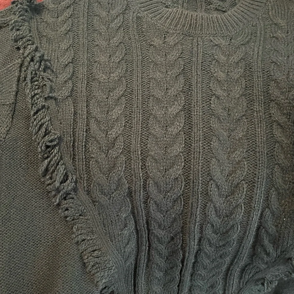 Lane Bryant Cable Knit Sweater with Fringe- Size 18/20 - Picture 3 of 3
